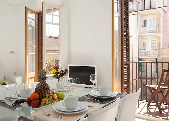 アパート ガット サント アント二 バルセロナ